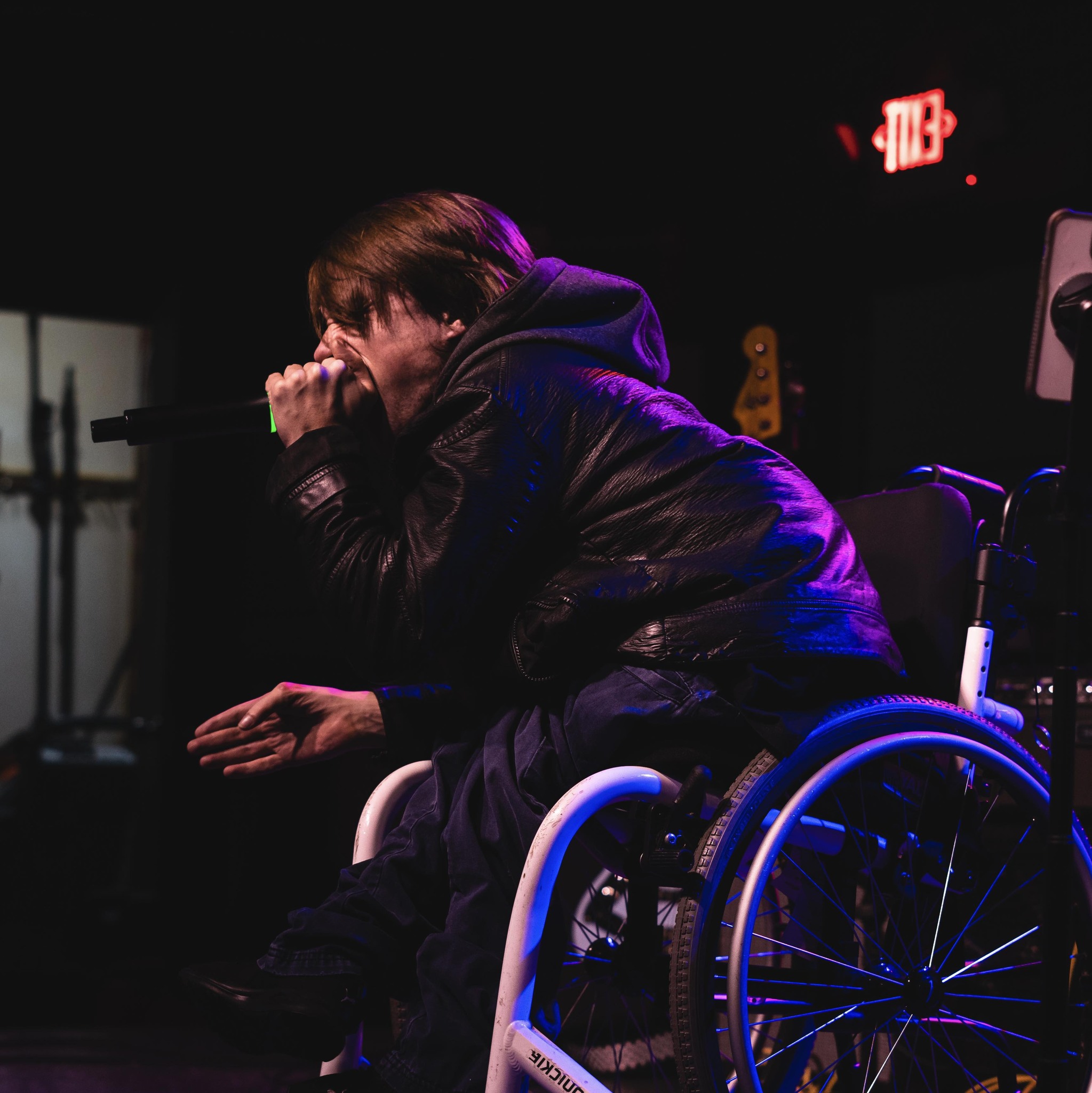 Lo Vocalist Logan